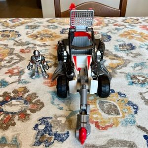 2014 Imaginext DC Super Friends Cyborg Figure & Saw Buggy Vehicle